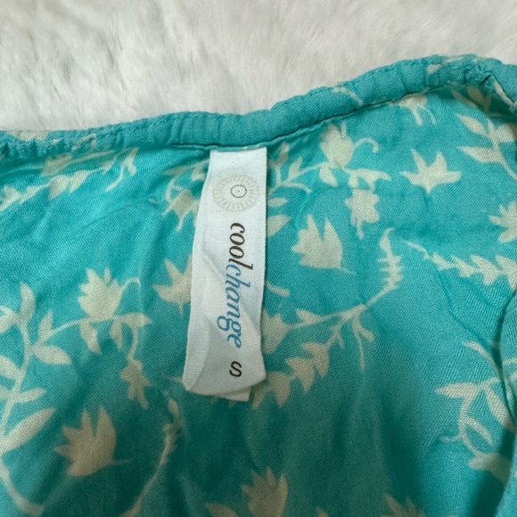 Coolchange swim coverup, size small - Picture 2 of 2